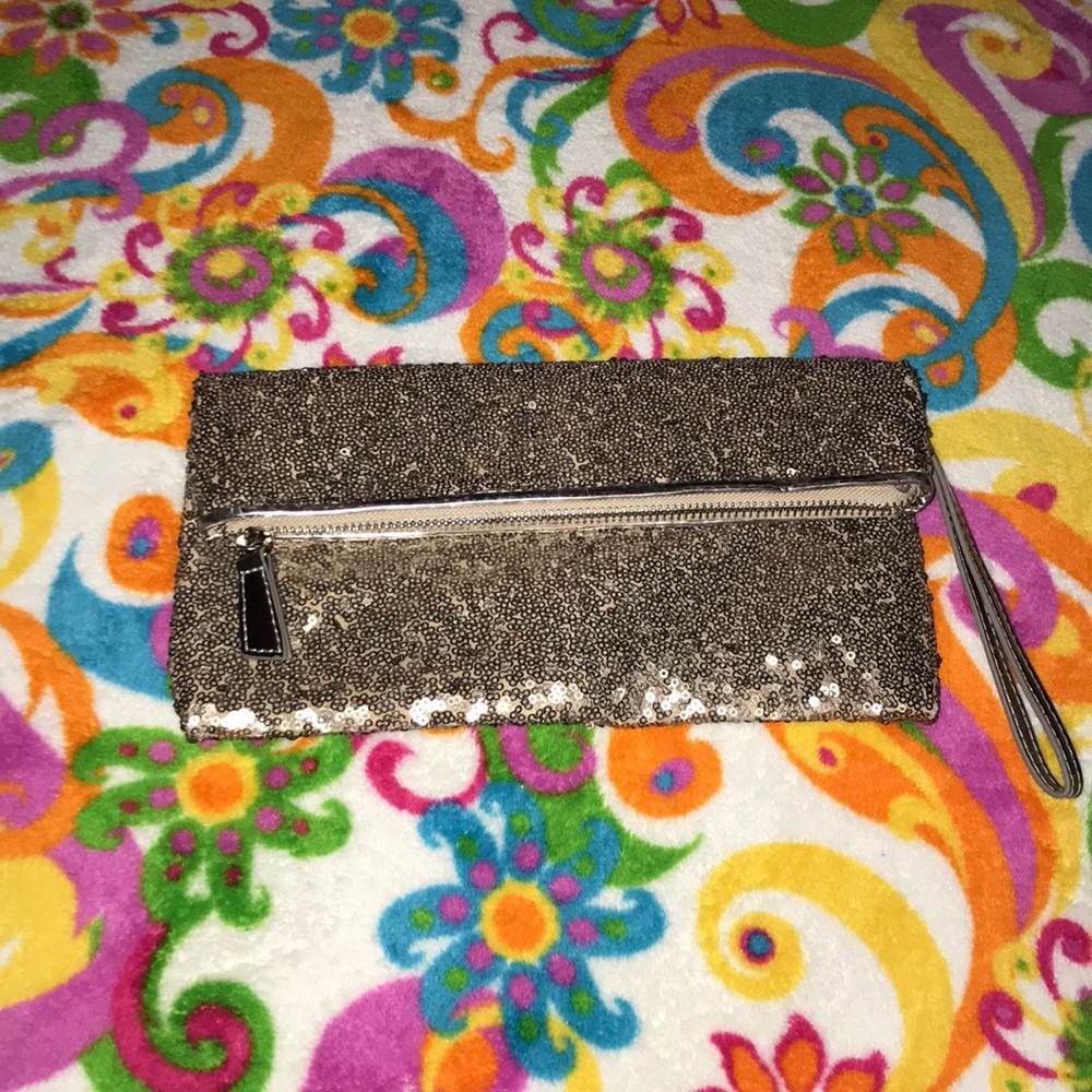 NYE New York & Co. Sequin Wristlet Purse